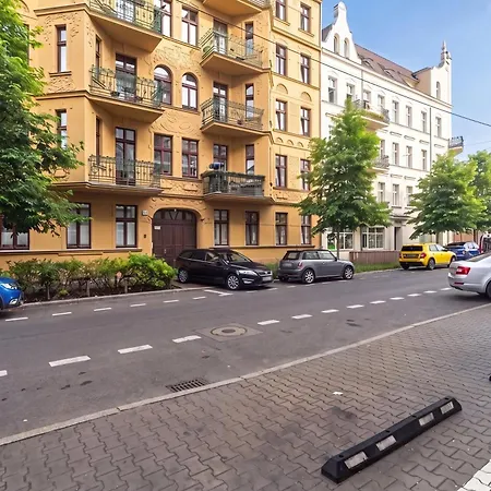 Апартаменти Modern For Couples Centre Of By Renters